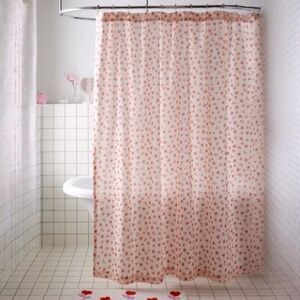URBAN OUTFITTERS Home Sweetheart Ditsy Hearts Patterned Shower Curtain New!